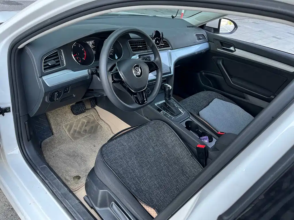 Volkswagen Lamando — миниатюра 12