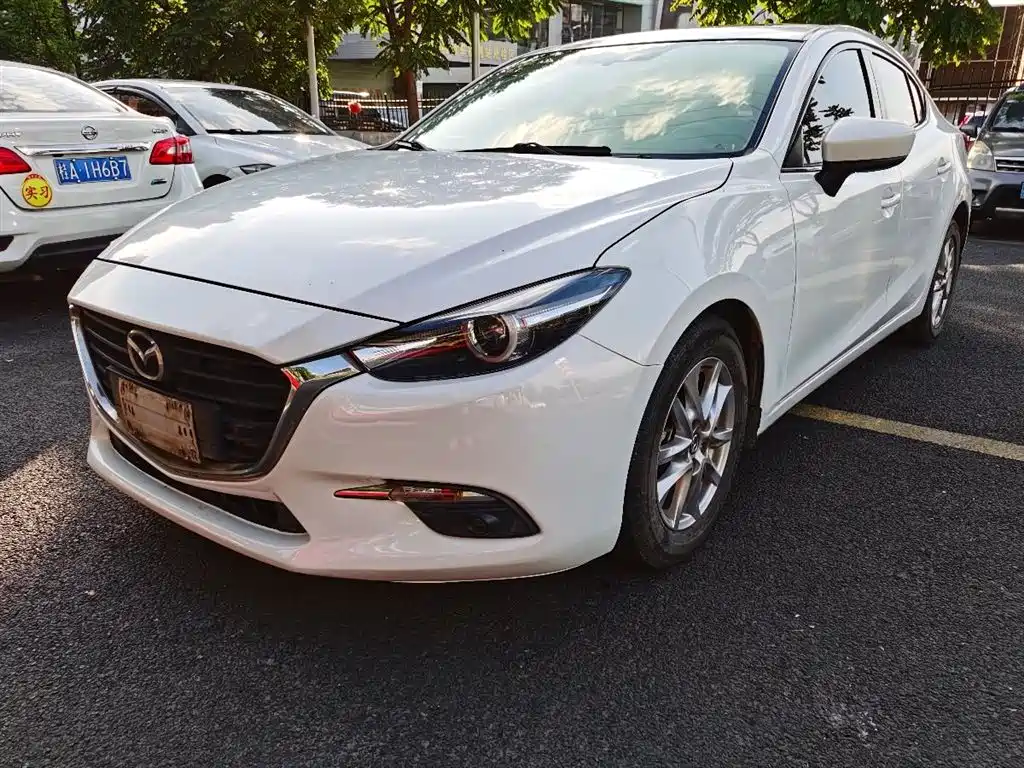 Купить Mazda 3 Axela