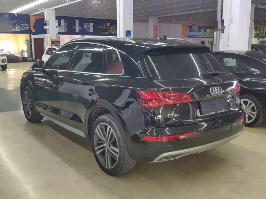 Audi Q5L — миниатюра 5