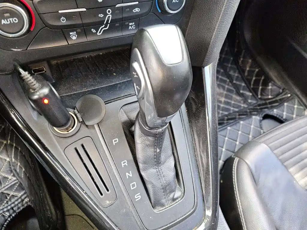Ford Focus — миниатюра 10