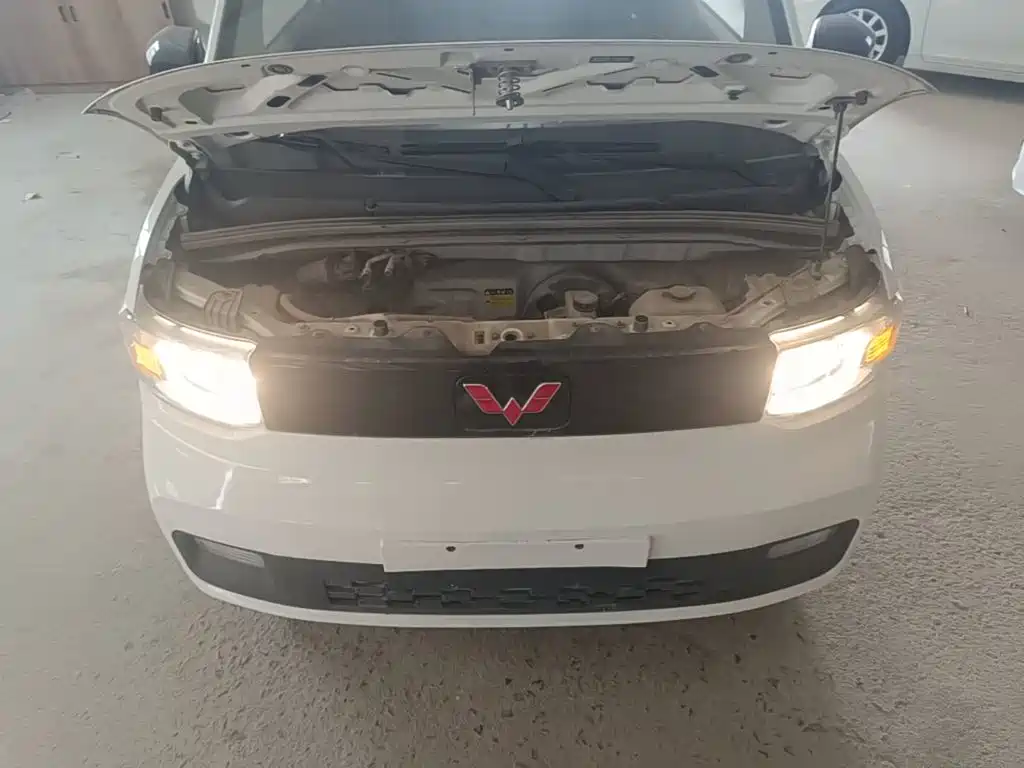 Wuling MINIEV — миниатюра 20
