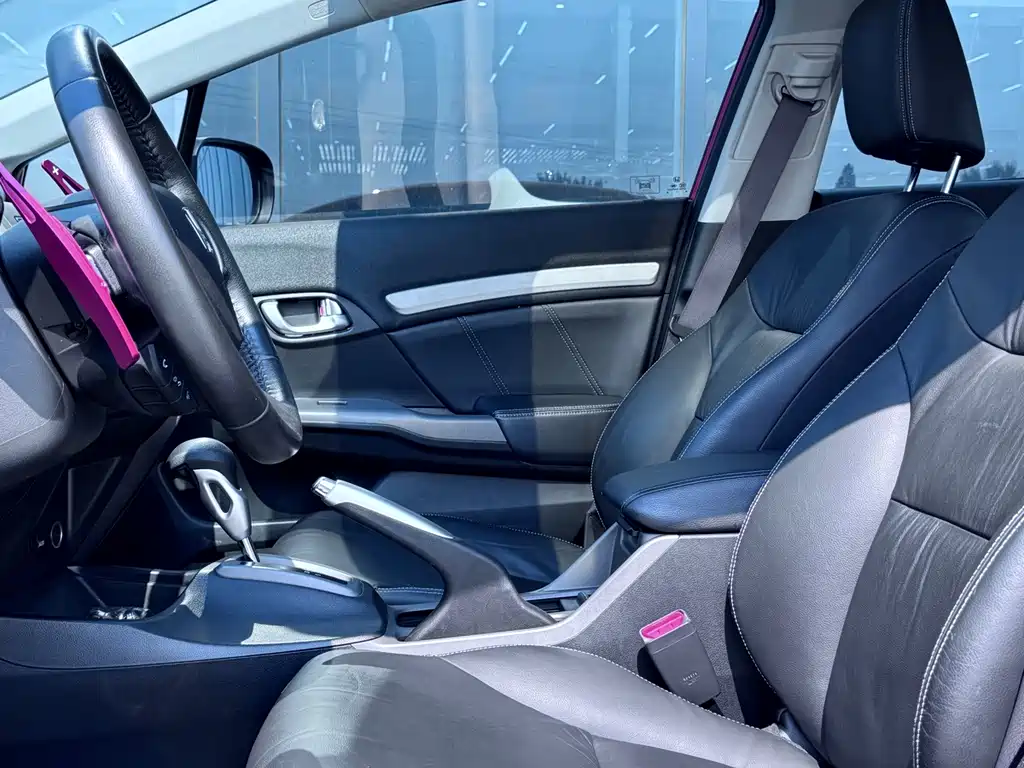 Honda Civic — миниатюра 9