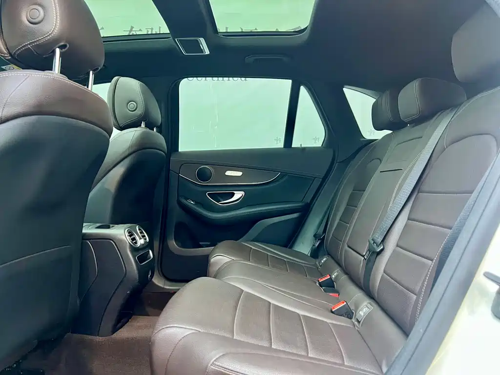 Mercedes-Benz GLC 2020 GLC 260 L 4MATIC Luxury