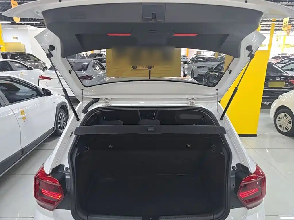 Volkswagen Polo — миниатюра 19