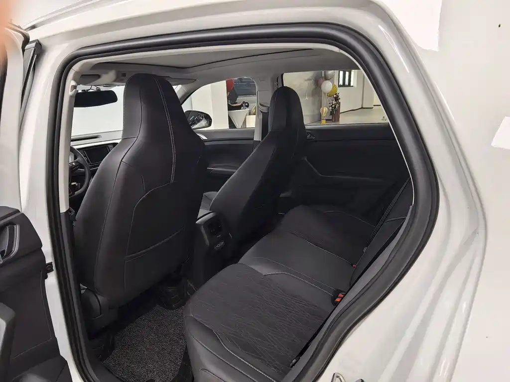 Volkswagen T-Cross — миниатюра 13