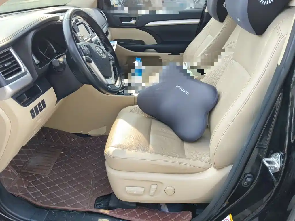 Toyota Highlander — миниатюра 11