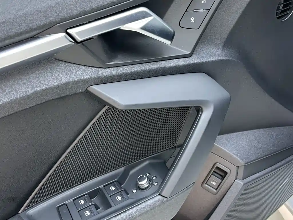 Audi A3 — миниатюра 11