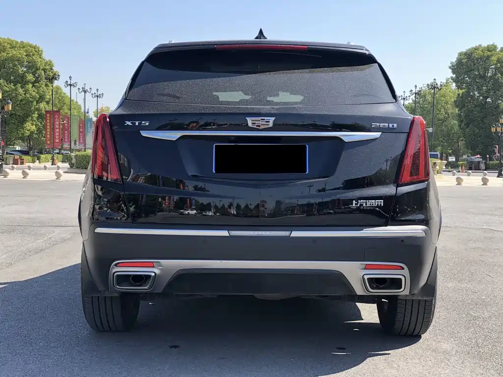 Cadillac XT5 — миниатюра 7