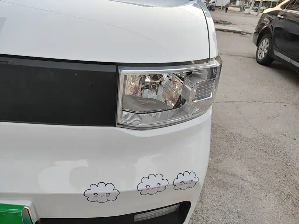 Wuling MINIEV — миниатюра 24