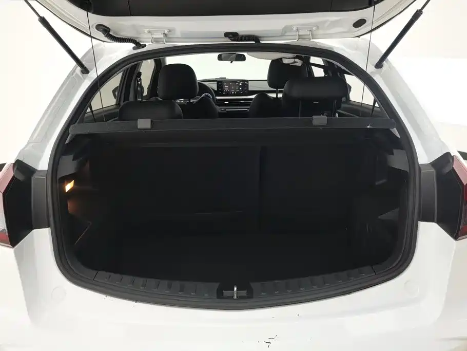 Geely Vision X3 — миниатюра 4