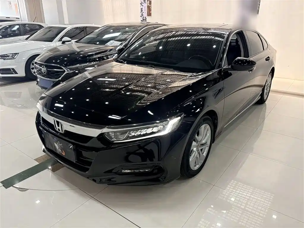 Купить Honda Accord