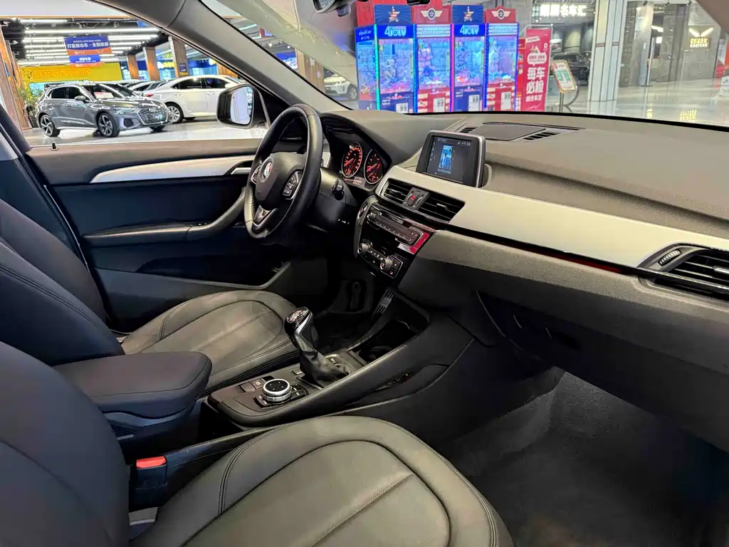 BMW X1 — миниатюра 10