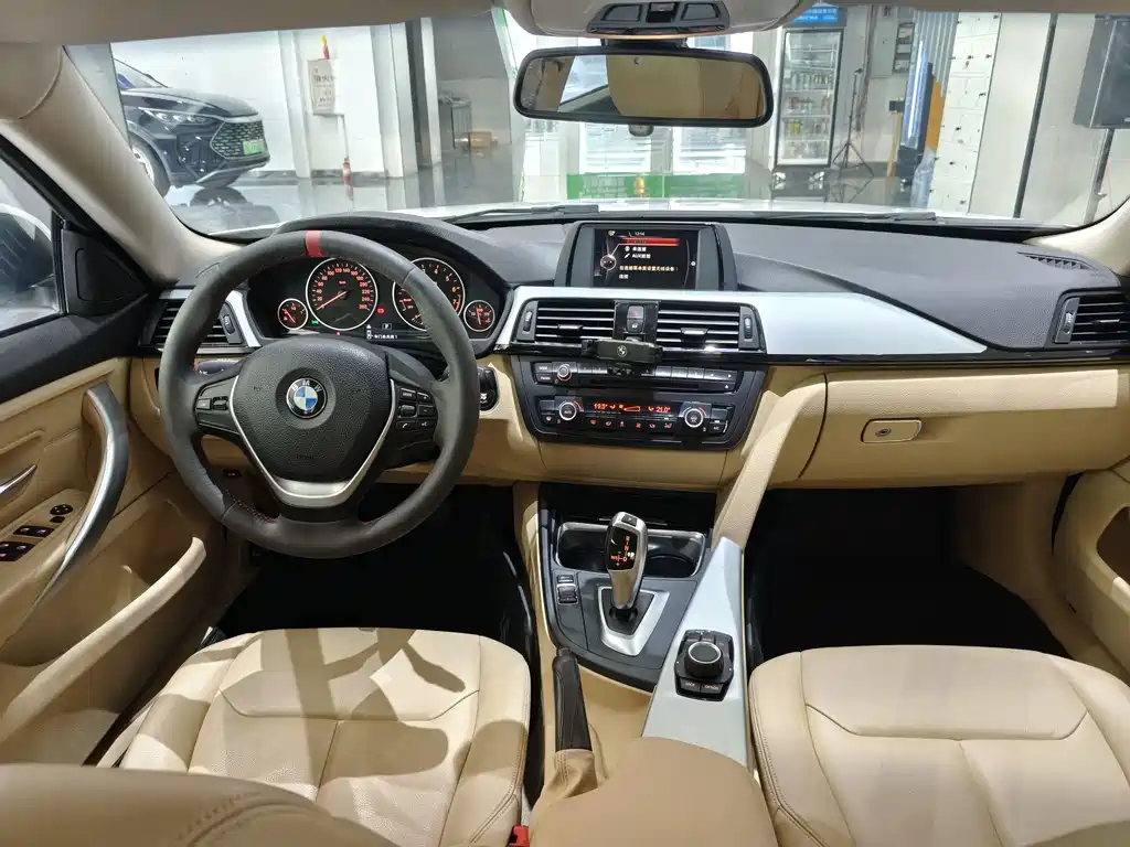 BMW 4 Series — миниатюра 12