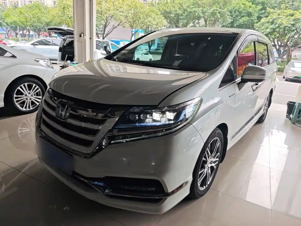 Honda Elysion — миниатюра 2