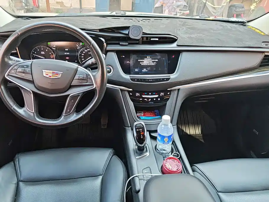 Cadillac XT5 — миниатюра 10