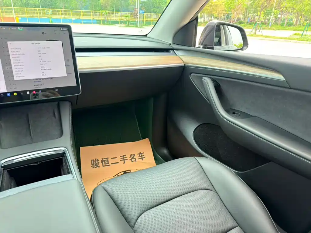 Tesla Model Y — фотографии объявления, Фото 27