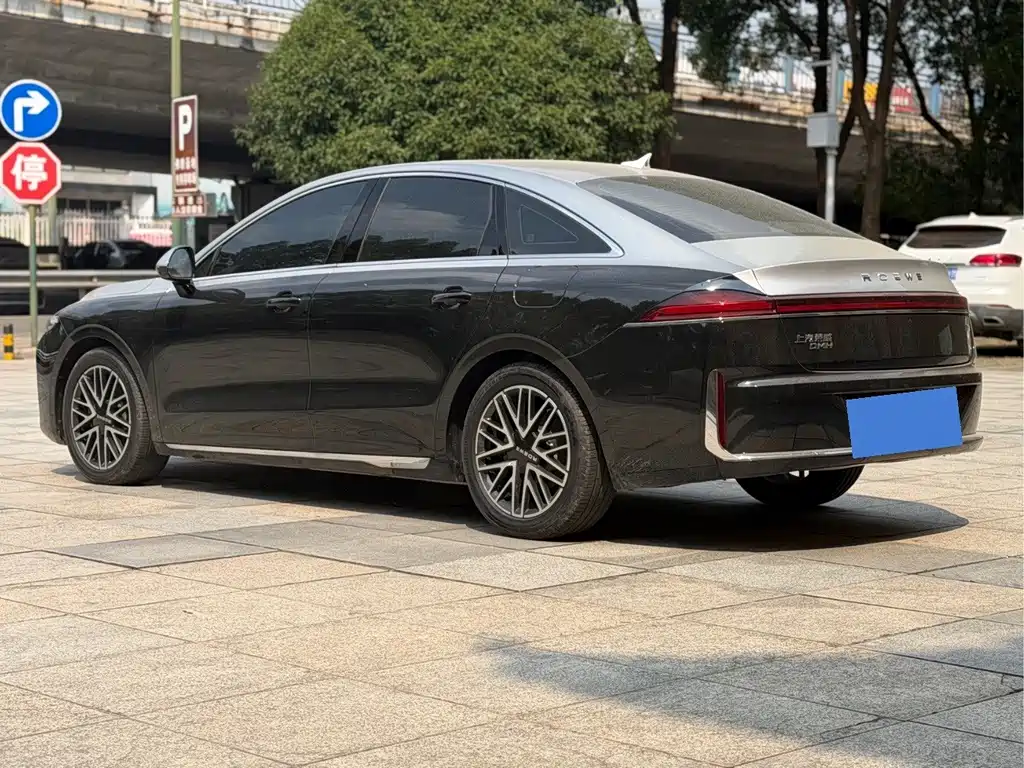 Roewe M7 DMH — миниатюра 9