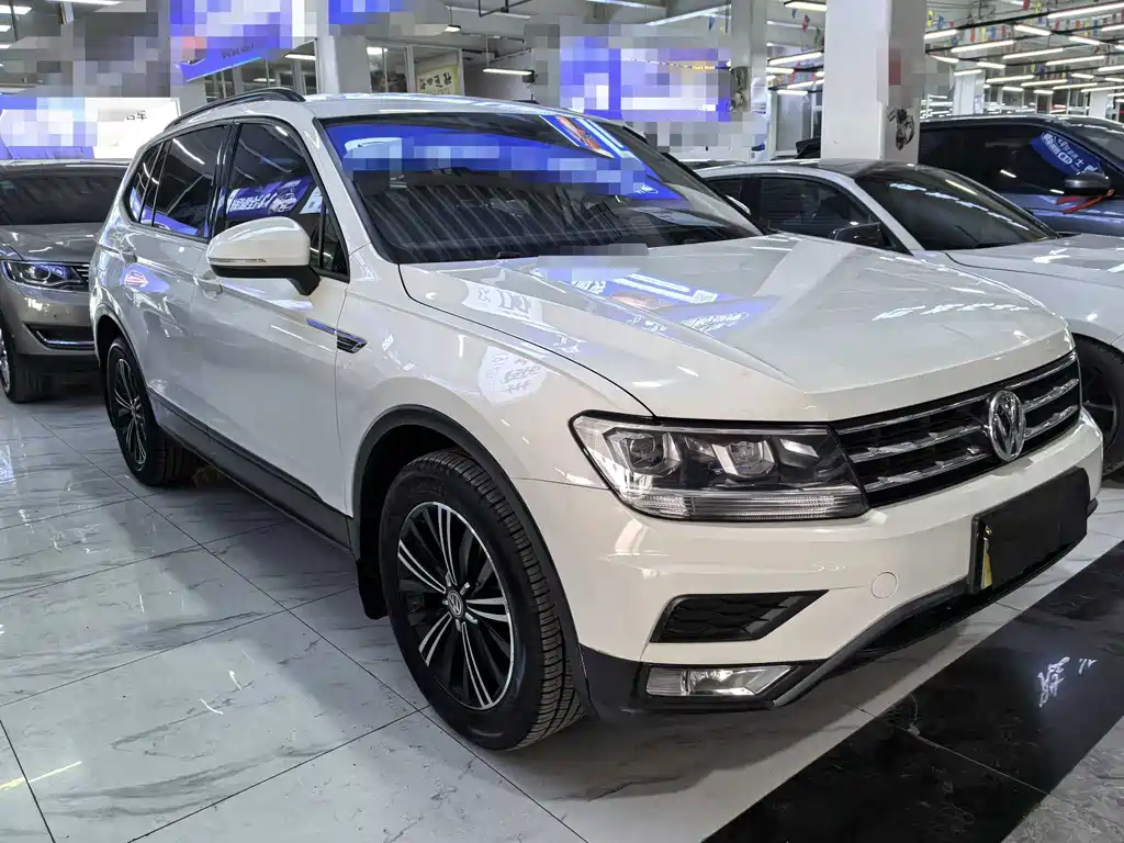 Volkswagen Tiguan L — миниатюра 3