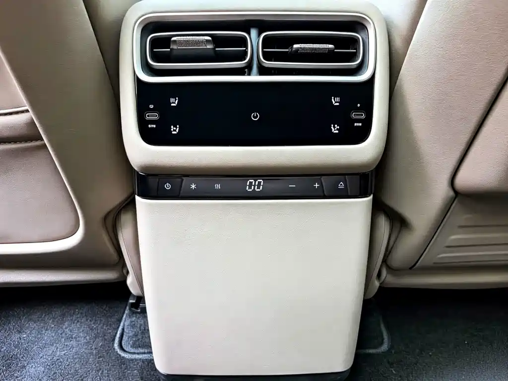 Li Auto i6 — фотографии объявления, Фото 20