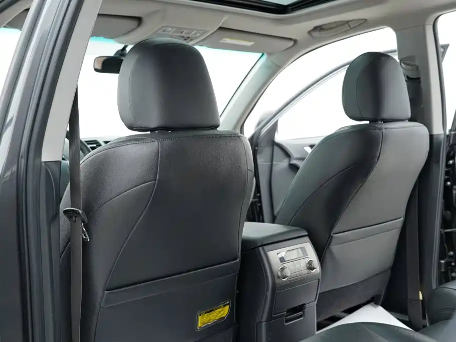 Toyota Highlander (Import) — миниатюра 13