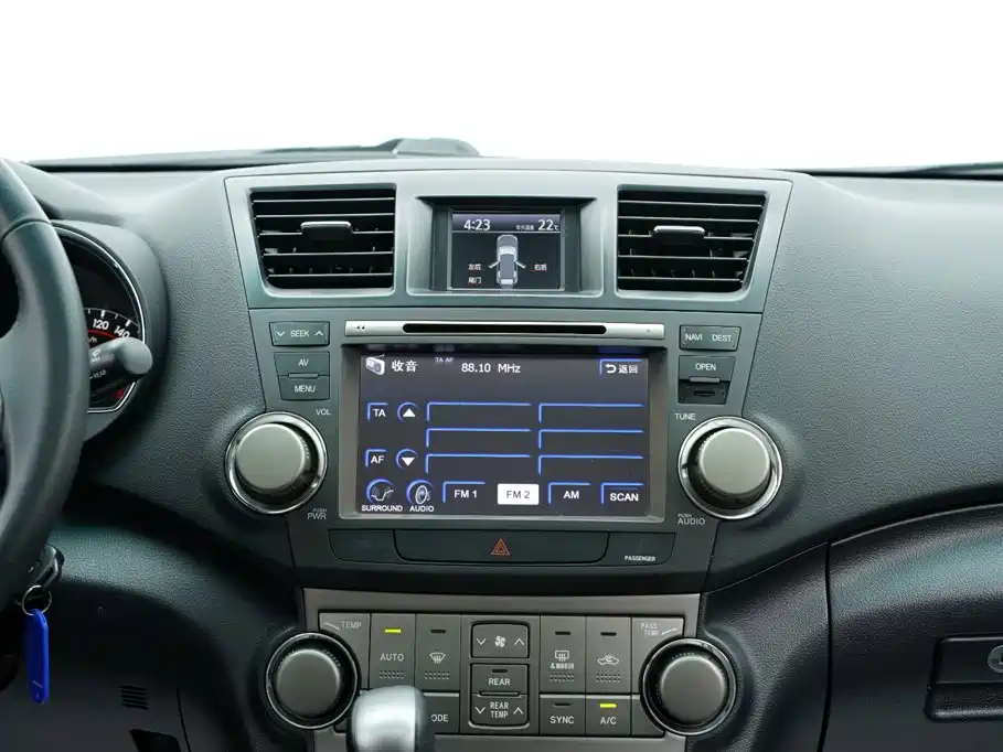 Toyota Highlander (Import) — миниатюра 26