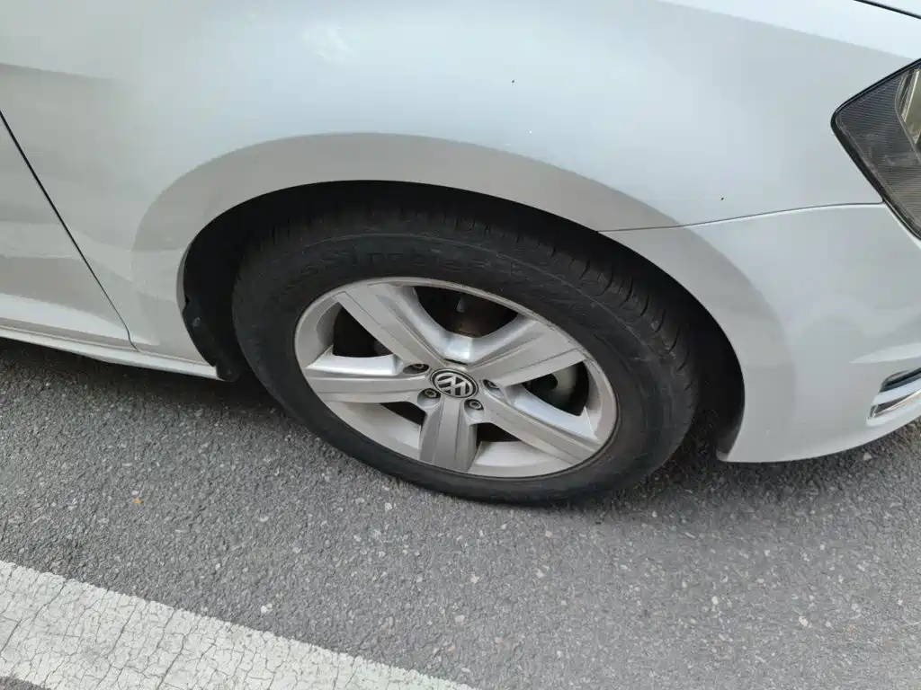 Volkswagen Golf — миниатюра 8