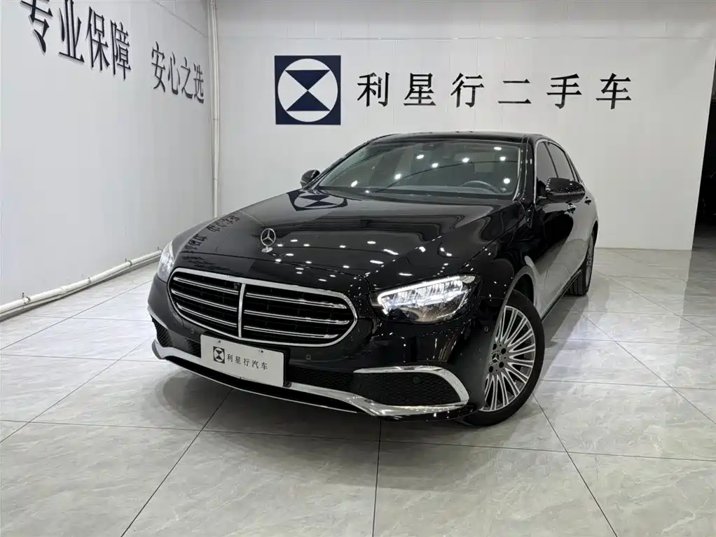Mercedes-Benz E-Class 2022