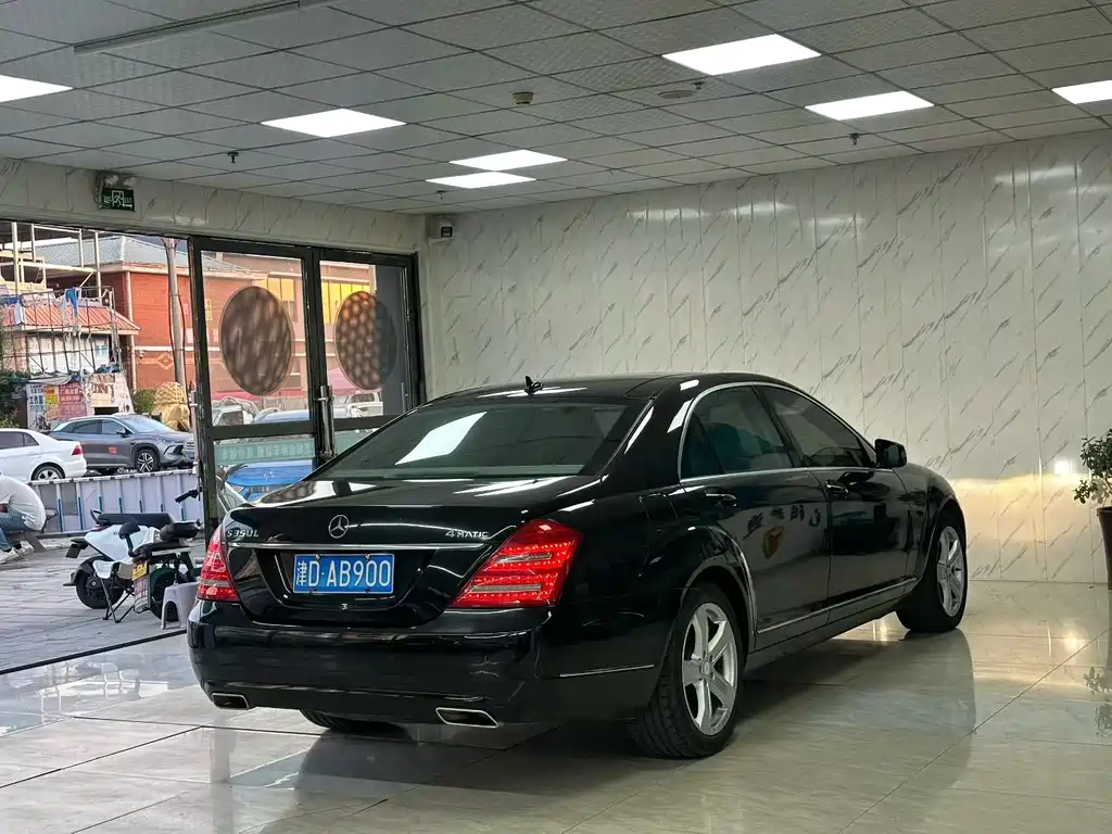 Mercedes-Benz S-Class — миниатюра 9