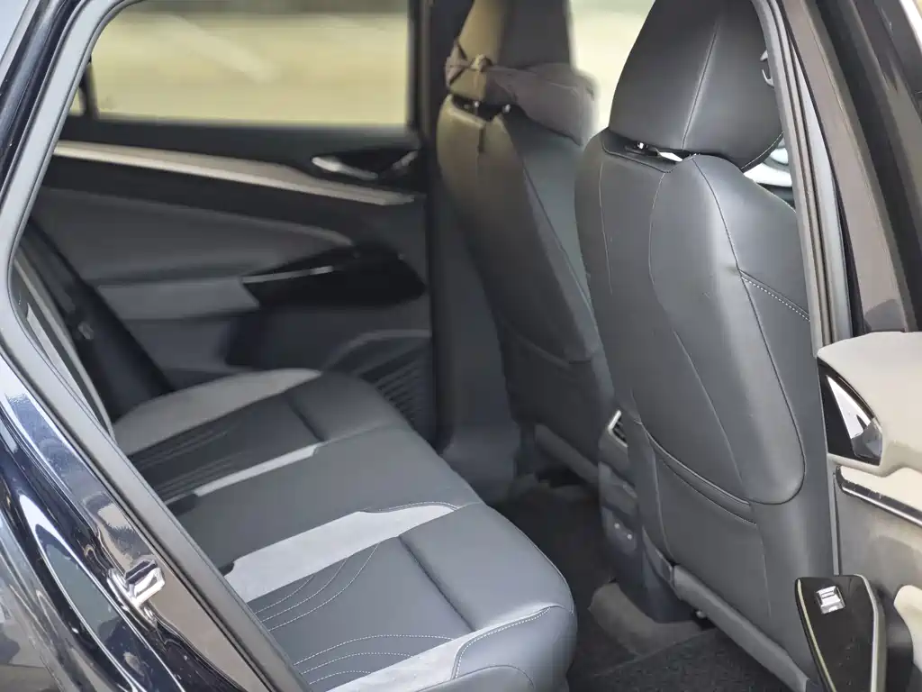 Volkswagen ID.4 Crozz — миниатюра 10
