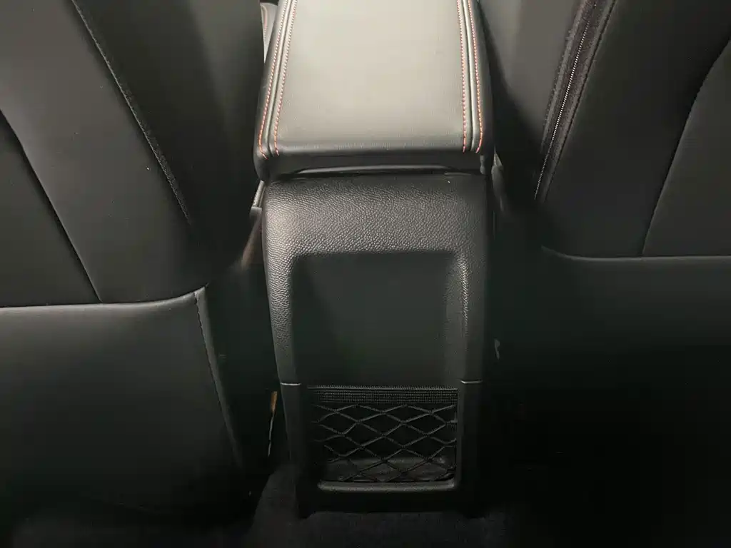 Peugeot 2008 — миниатюра 21