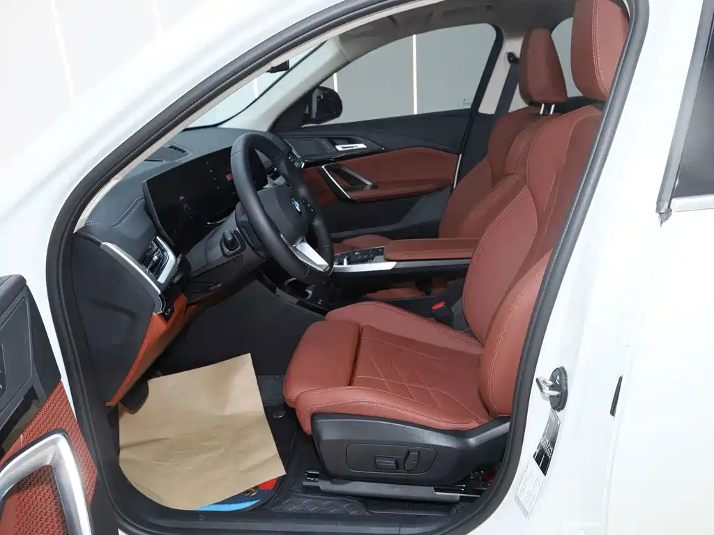 BMW X2 (Import) — миниатюра 15