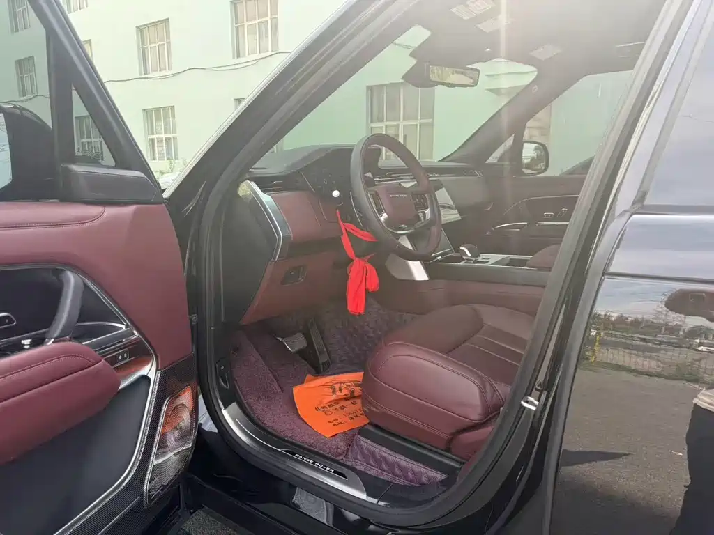 Land Rover Range Rover — миниатюра 4