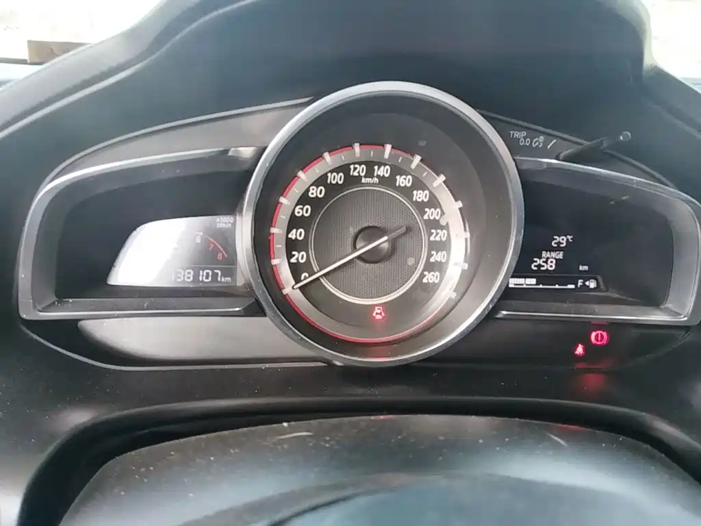 Mazda 3 Axela — миниатюра 16