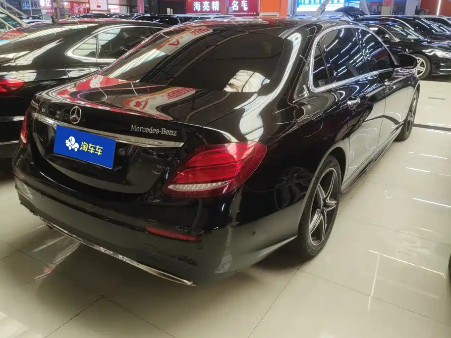 Mercedes-Benz E-Class — миниатюра 3