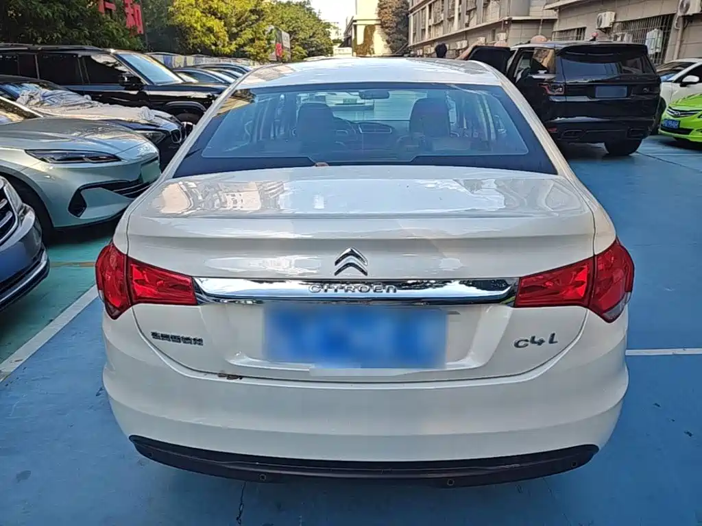 Citroen C4L — миниатюра 6