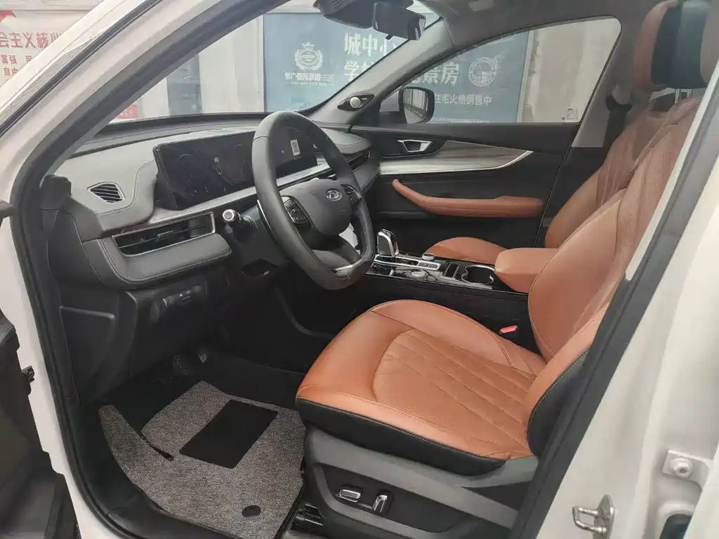 CHERY TIGGO 8 PLUS