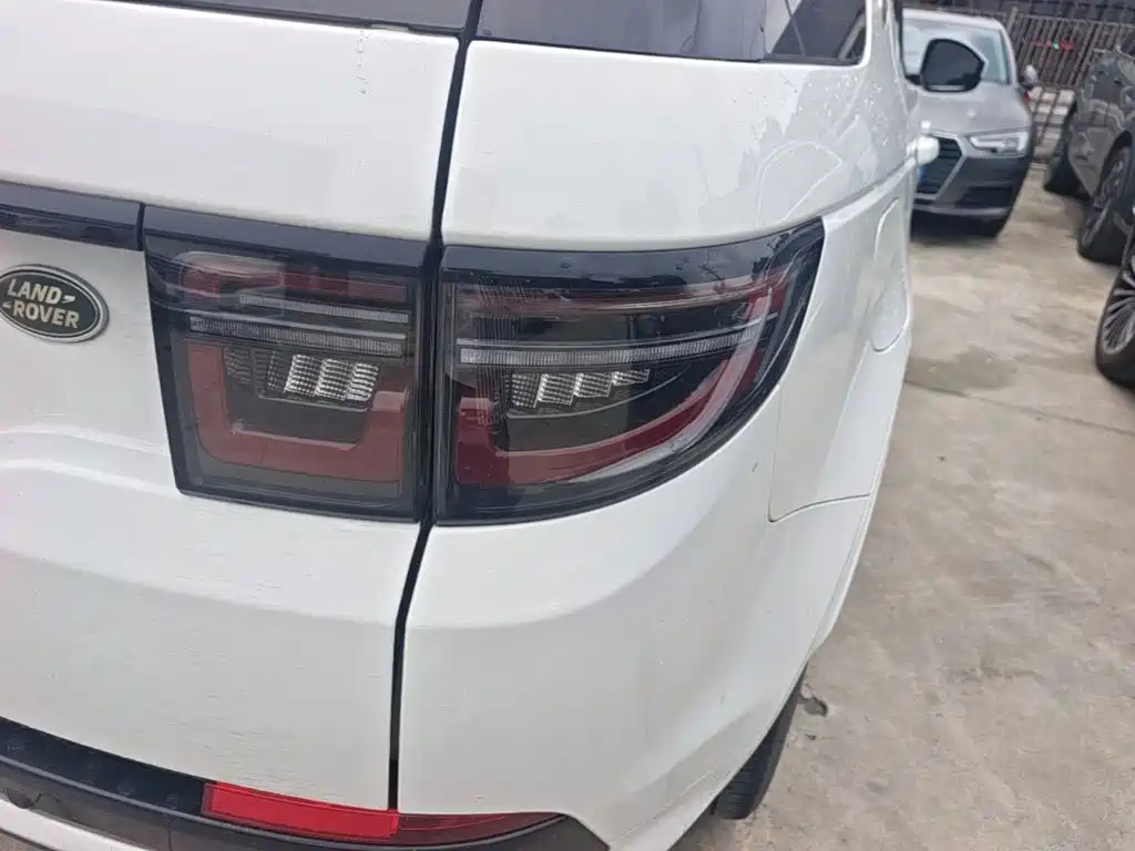 Land Rover Discovery Sport — миниатюра 8