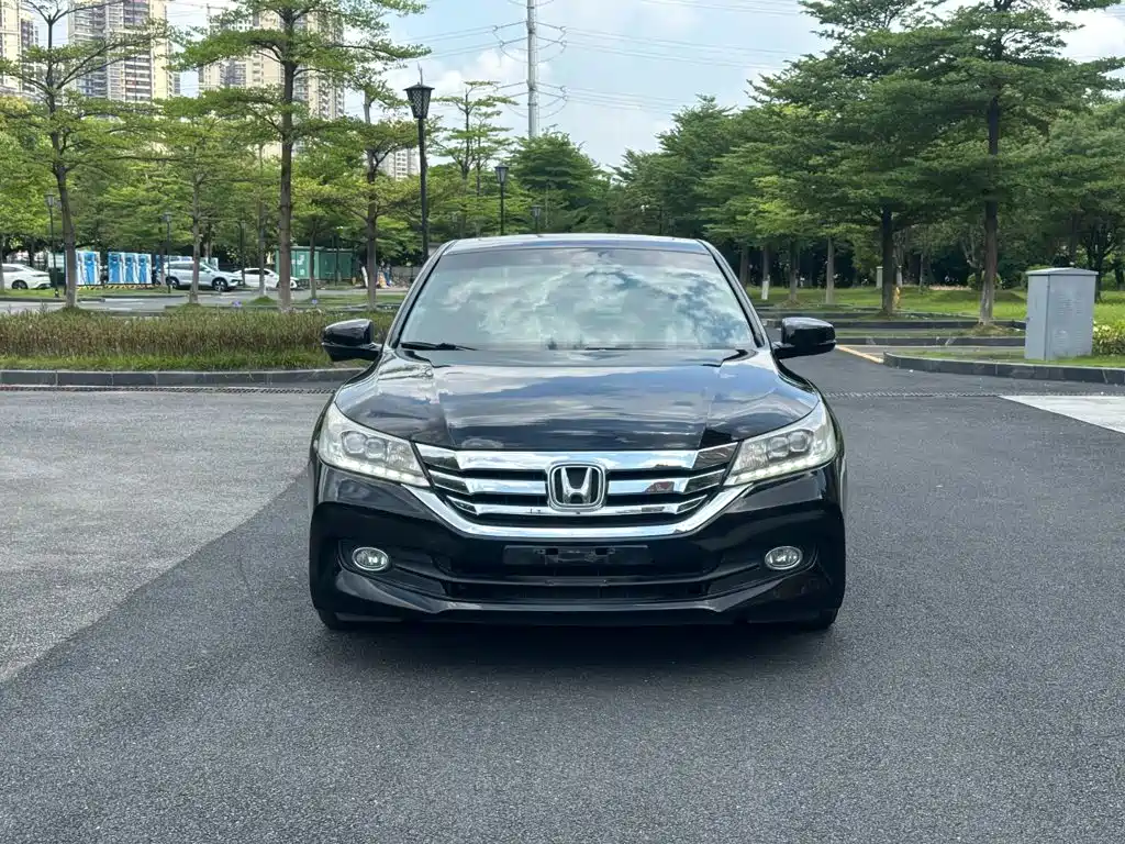Honda Accord — миниатюра 2