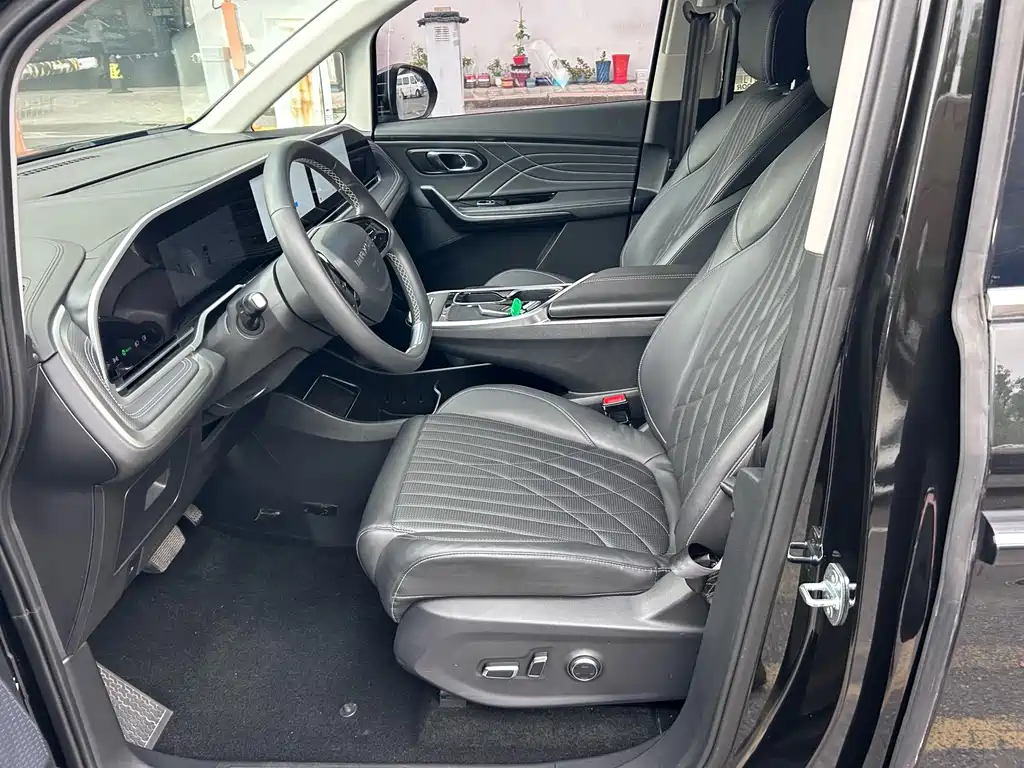 MAXUS Dajia 9 — миниатюра 4