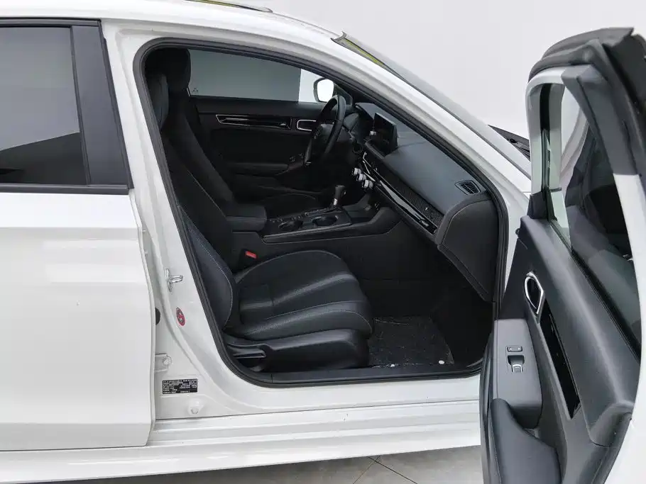Honda Civic — миниатюра 8