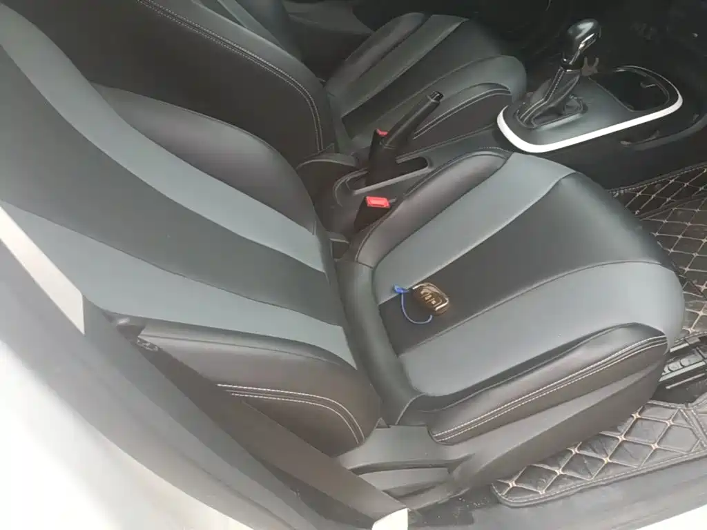 Roewe Clever — миниатюра 25