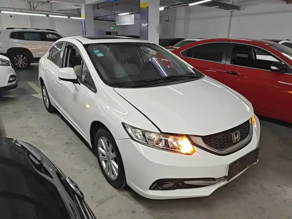 Honda Civic — миниатюра 4