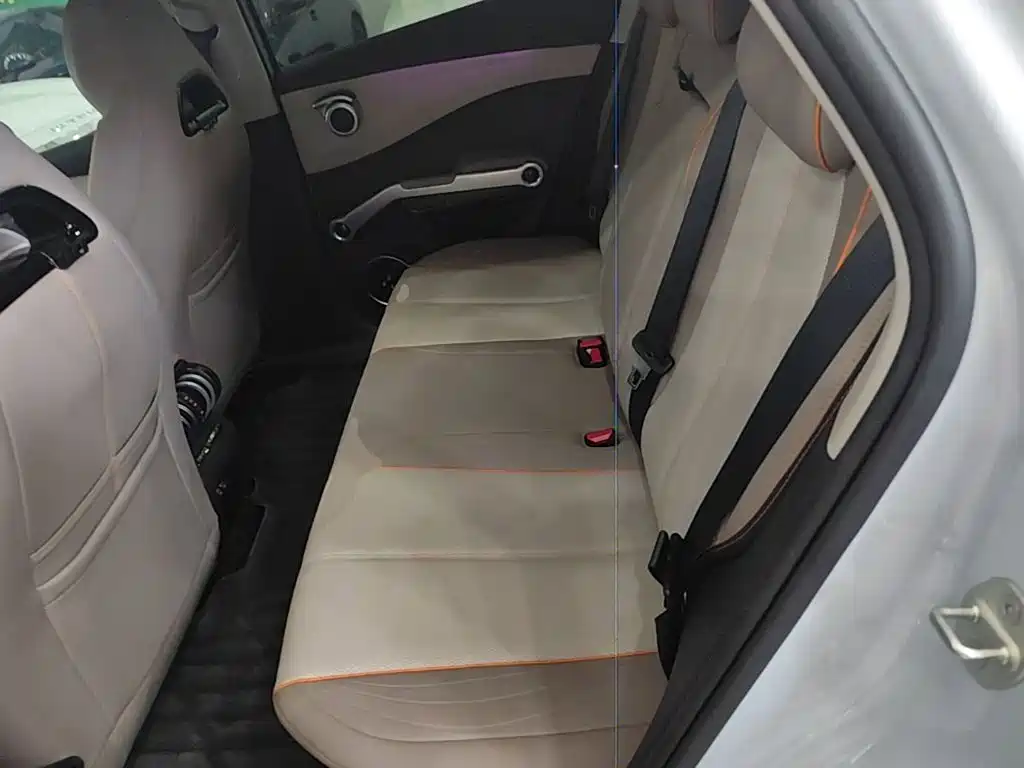 BYD Yuan Plus — миниатюра 17