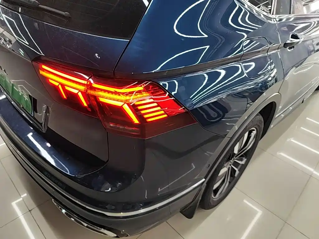 Volkswagen Tiguan L — миниатюра 8