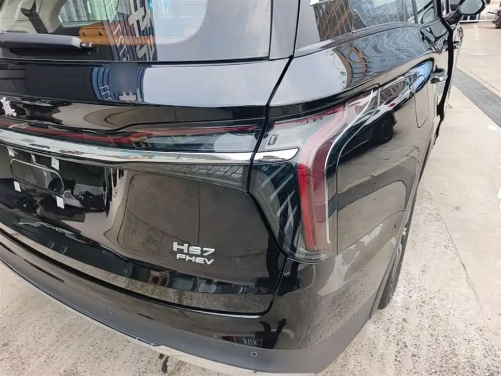 Hongqi HS7 PHEV 2025 2.0T PHEV 200 6 мест