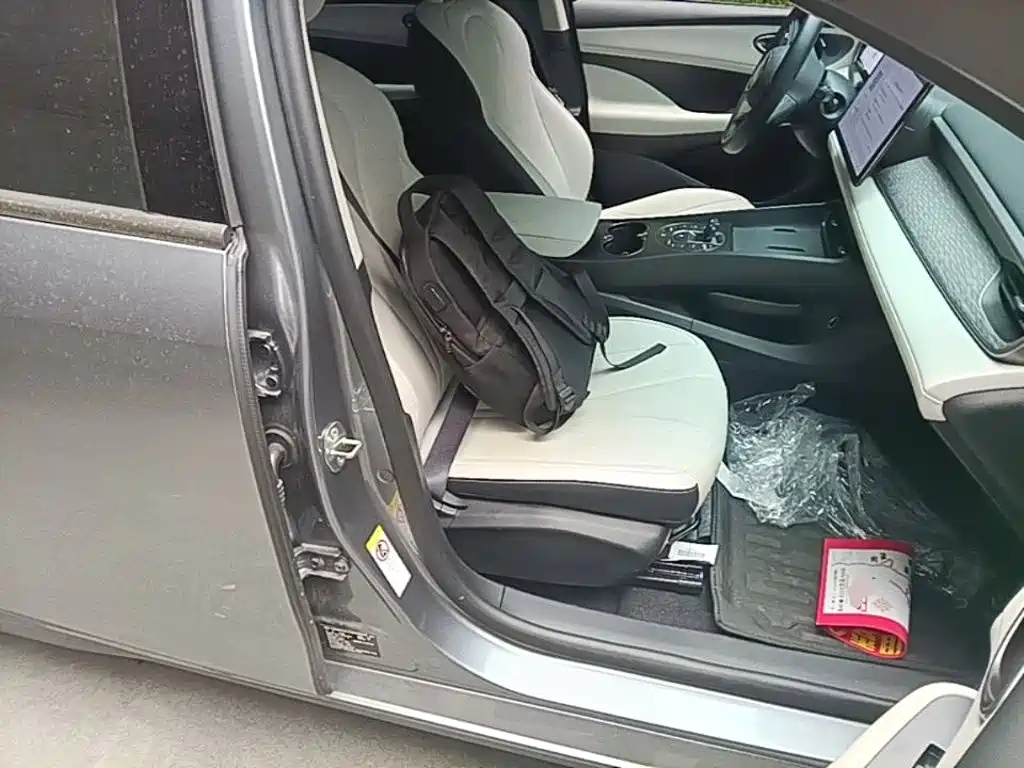 BYD Seal 05 DM-i — миниатюра 25