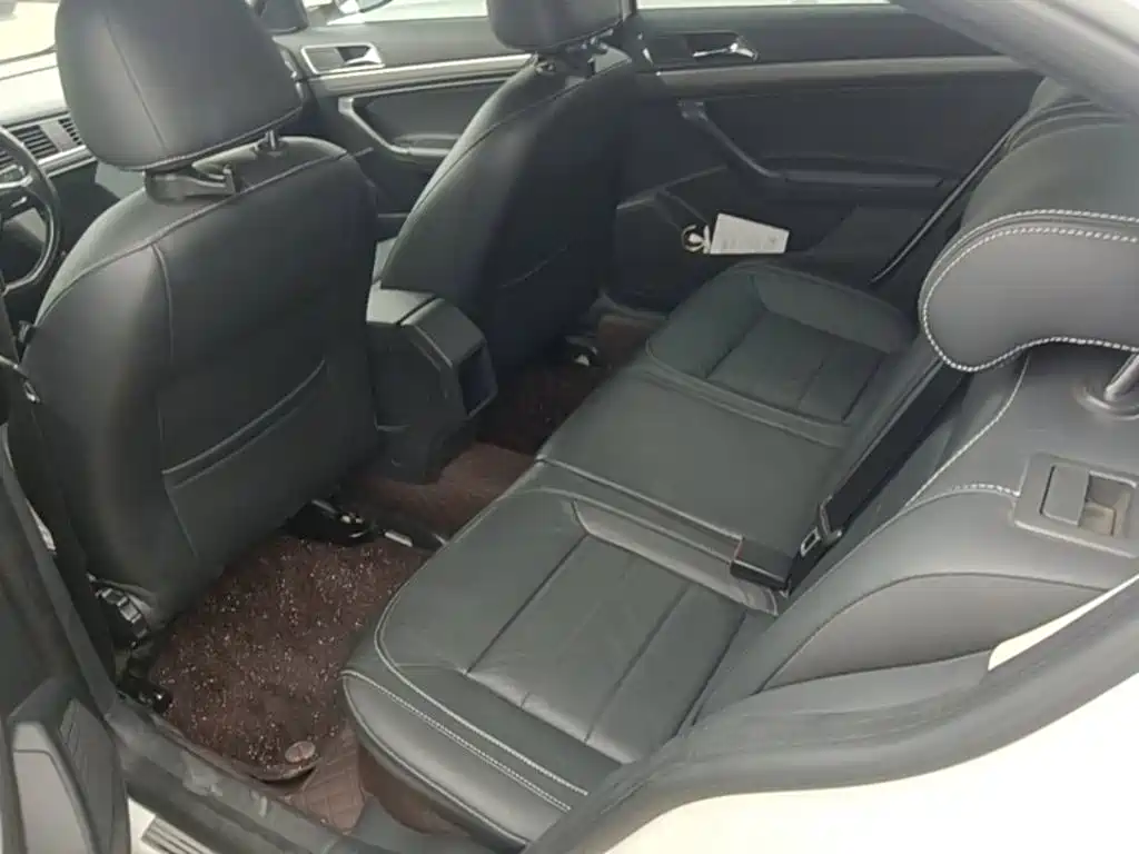 Volkswagen Lavida — миниатюра 17