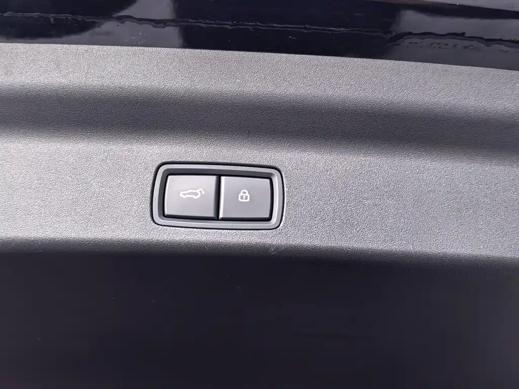 Li Auto Li L8 — миниатюра 12