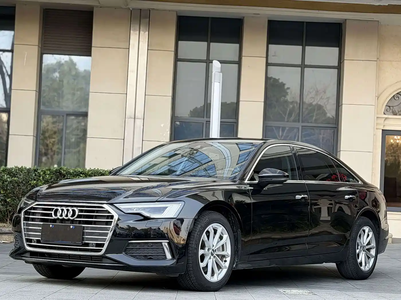 奥迪A6L 2021款 40 TFSI 豪华致雅型 2021