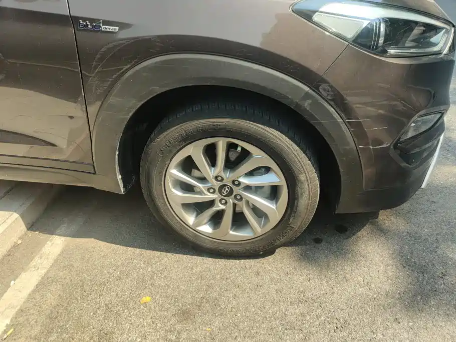 Hyundai Tucson — миниатюра 6